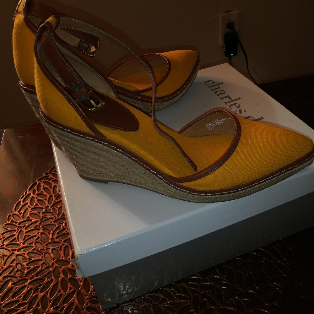 Woman Shoes